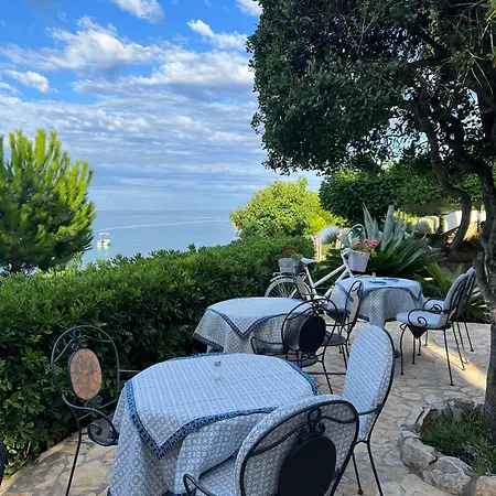Figarola Guest house 3*