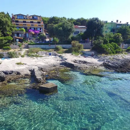 Figarola 3*